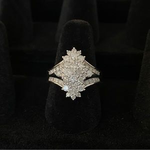 1.00 ctw DIAMOND COCKTAIL RING
